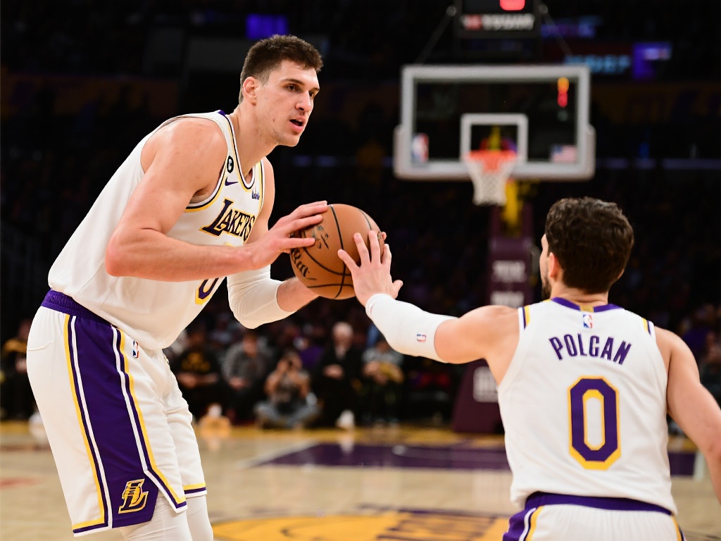 库蒂尼奥来 库蒂尼奥来